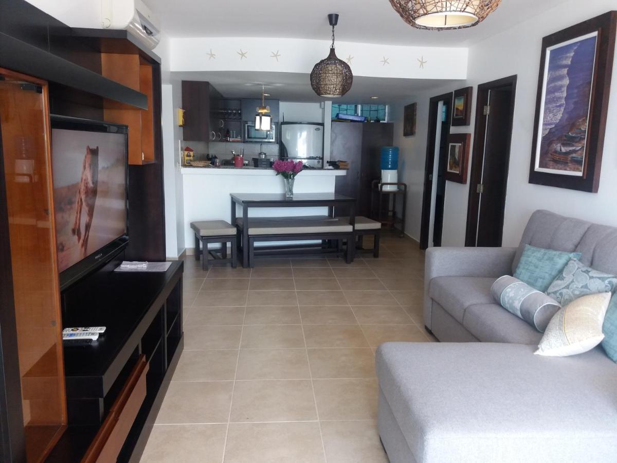 Acogedor Departamento Con Playa Privada Salinas (Santa Elena) Exterior foto